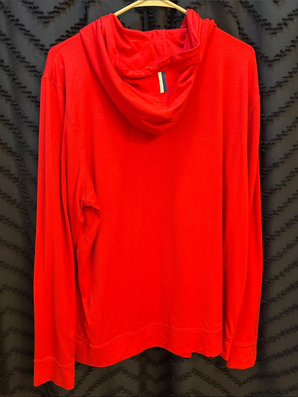 Rhoback pullover - Picture 3 of 3